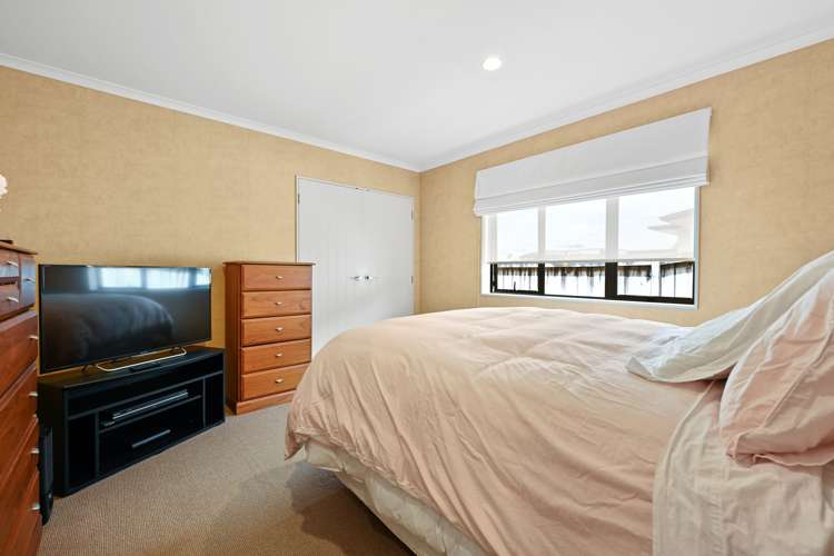 68 Wiltshire Drive Huntington_10