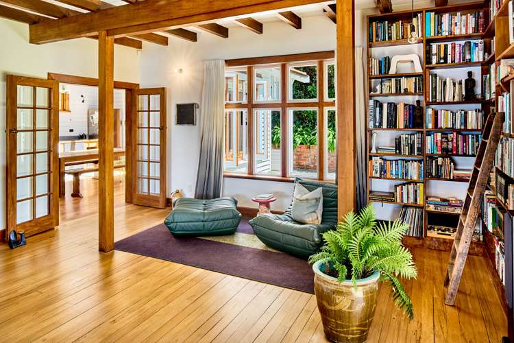 10 and 14 Fortification Road Karaka Bays_6