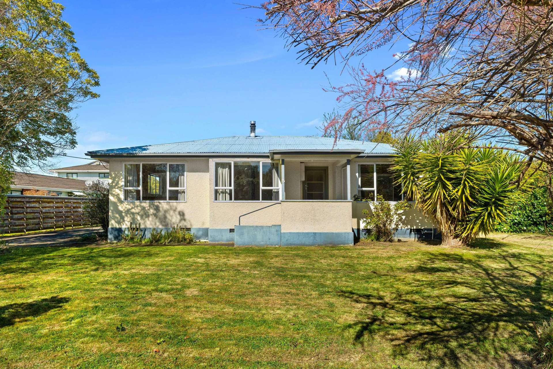 15 Hillcrest Street Solway_0