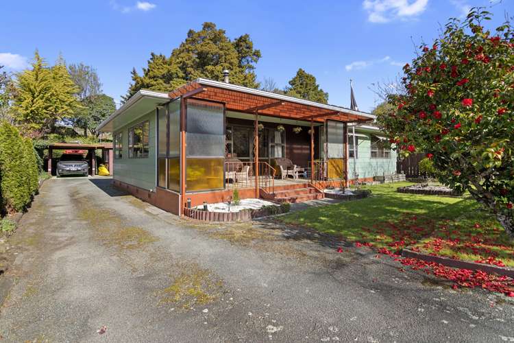 61 Eighty Eight Valley Road Wakefield_1