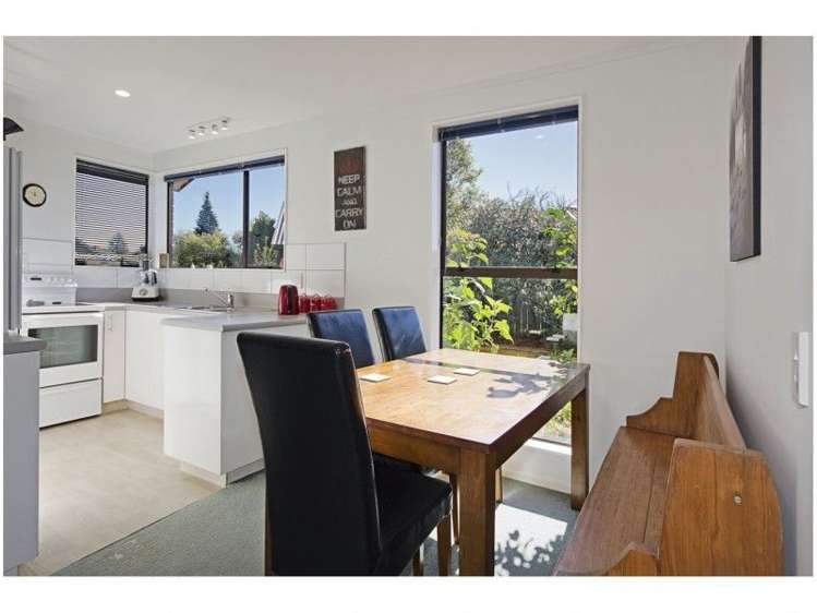 8 Rintoul Place Brightwater_7