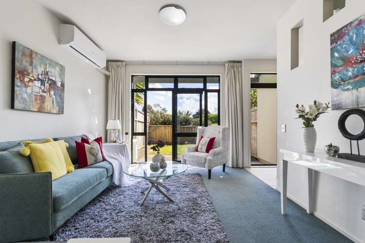 111/2 Armoy Drive East Tamaki_5