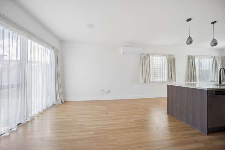 14 Kairakau Street_4