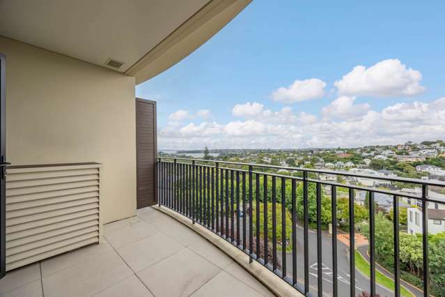 5b/38 James Cook Crescent Remuera_4