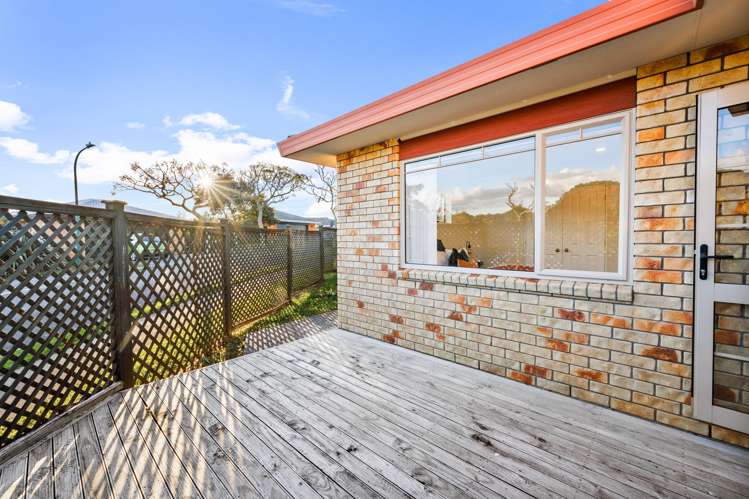 28 Ginders Drive Massey_16