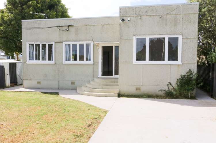 1/31 Thomas Road_0