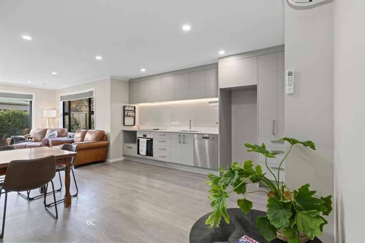 6B and 6C Te Whiti Grove Waterloo_5