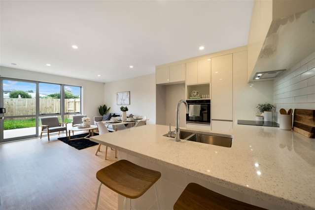 5/11 Reid Road New Lynn_1