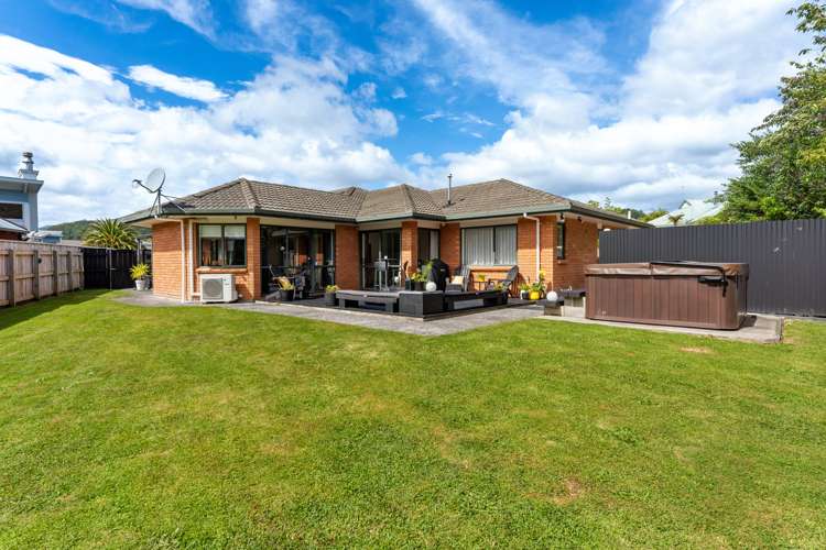 8 Sapphire Grove Birchville_3