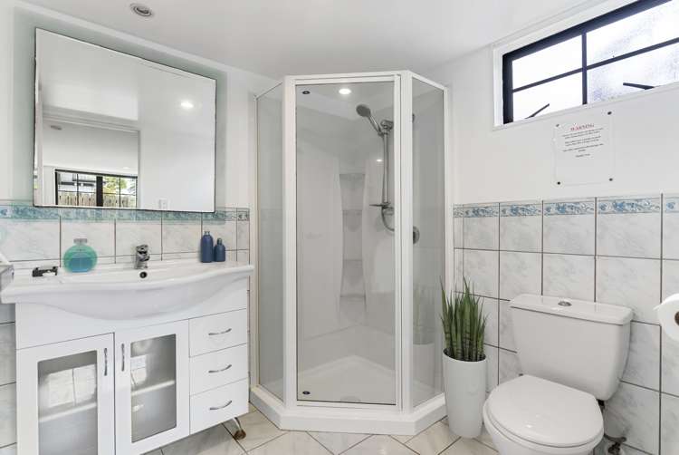 120 Gossamer Drive Pakuranga Heights_14