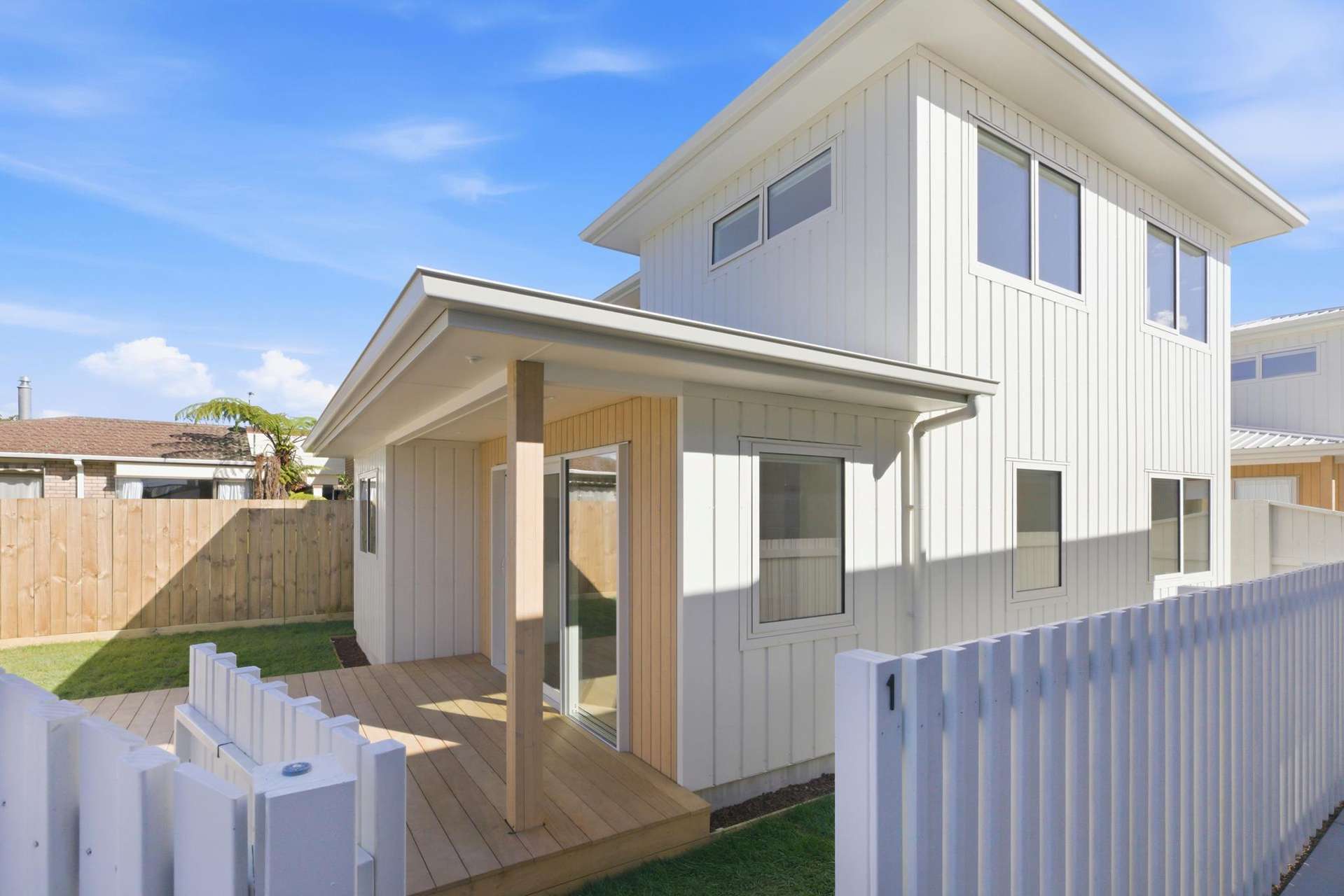 1/69A Cameron Road Te Puke_0