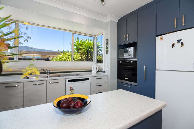 4 Balmoral Place Stoke_8