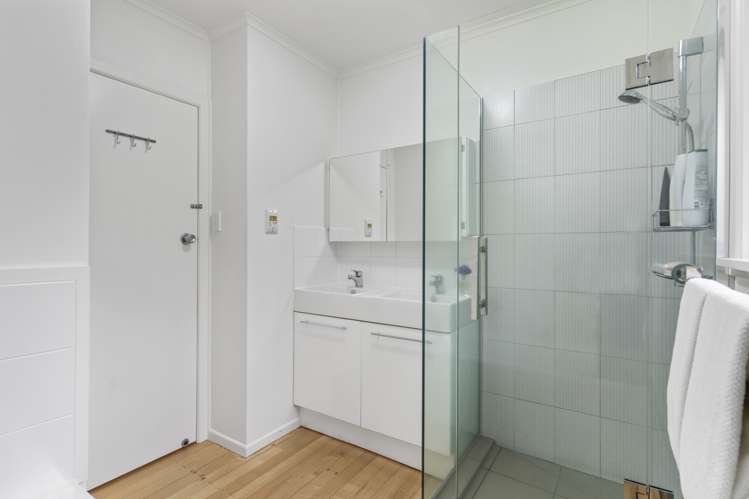 21 Spencer Terrace Hauraki_15