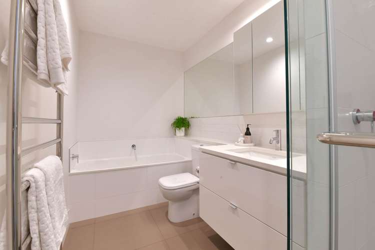 236 Hobsonville Point Road Hobsonville_17