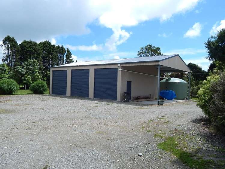 304 Utopia Road Westport_13