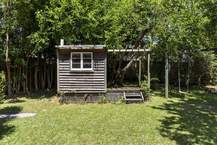 66 Gledstane Road Stanmore Bay_20