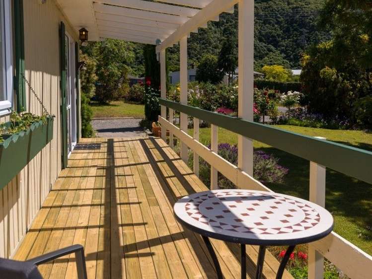 13 Miro Street Rarangi_8