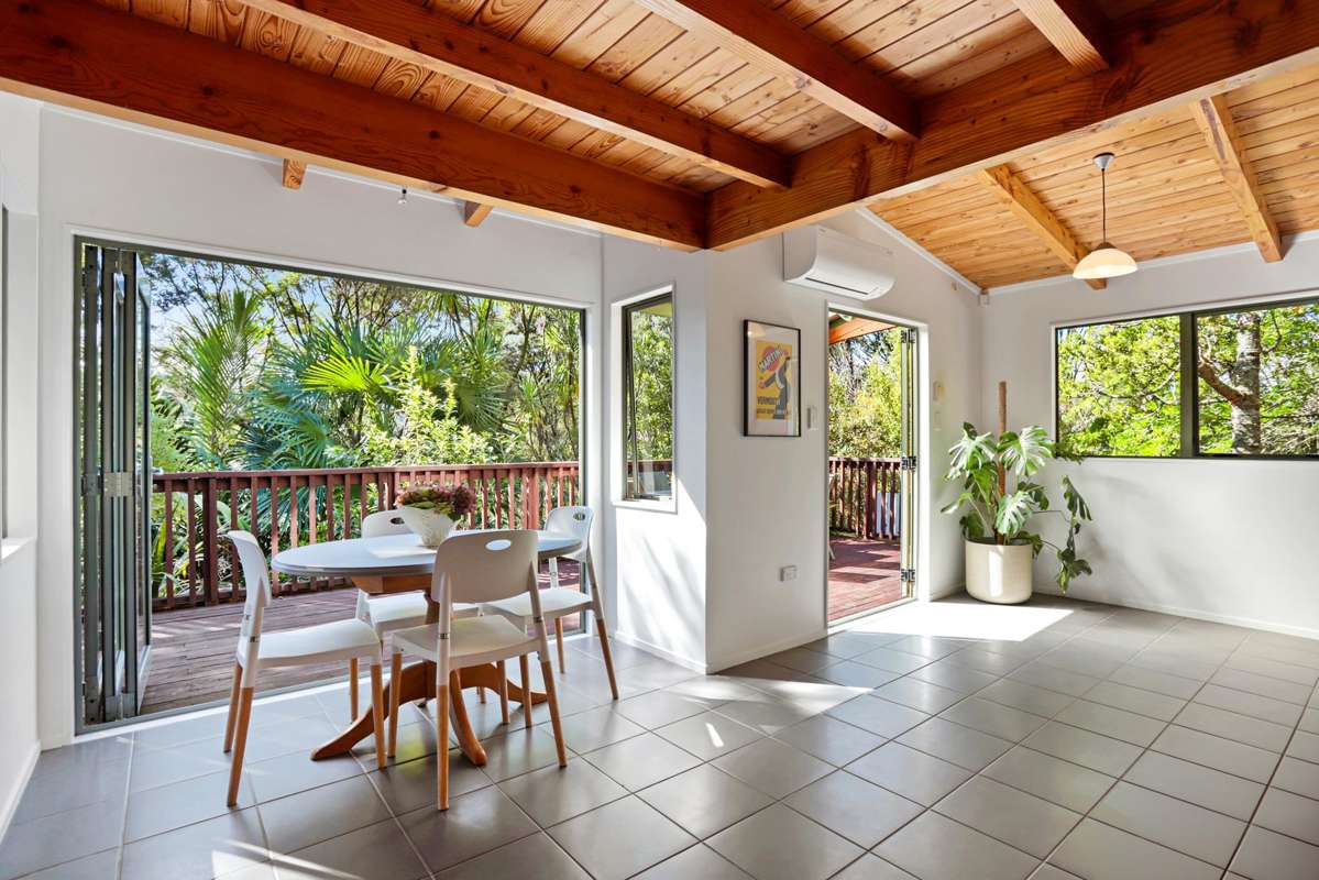 183 Laingholm Drive_2