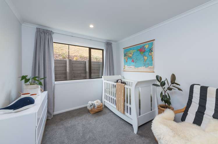 24 Genia Drive Wakefield_13