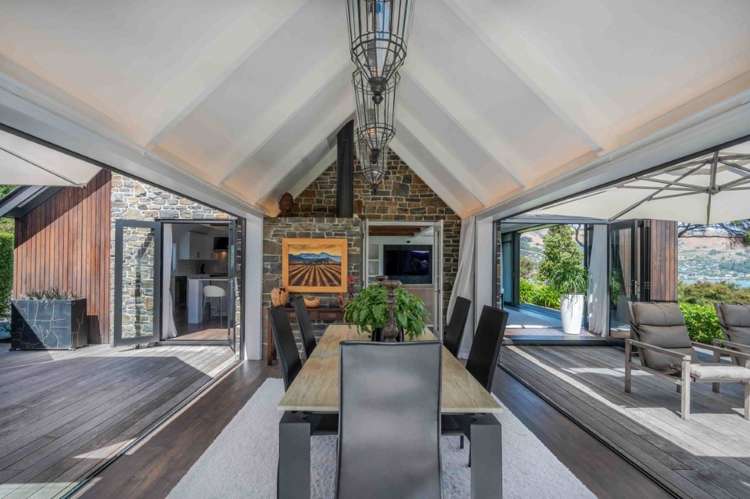 6890 Christchurch Akaroa Road Takamatua_19