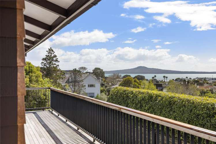 28 Fern Glen Road North St Heliers_25