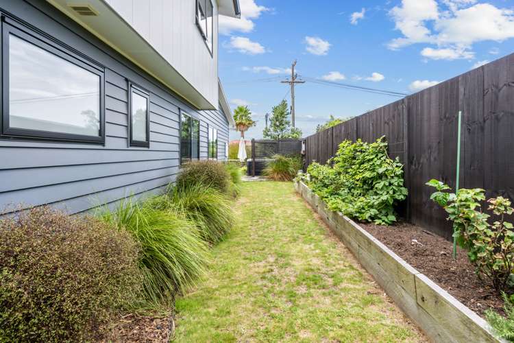 15 Puroto Place One Tree Point_23