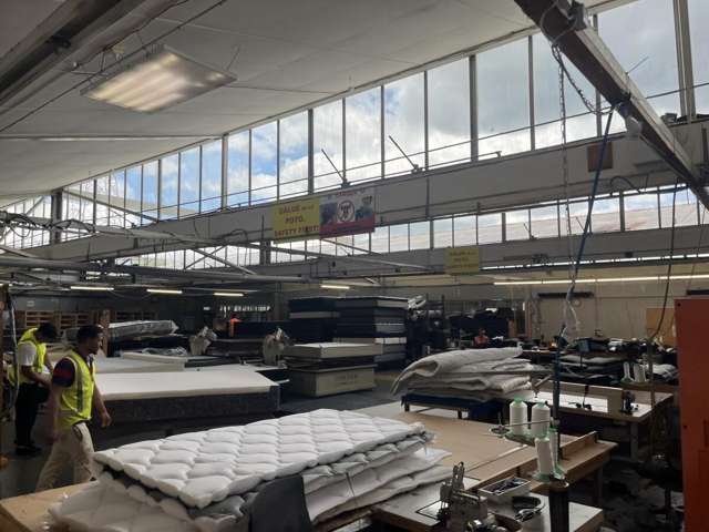 Warehouse 1 / 7 Lovegrove Crescent Otara_1