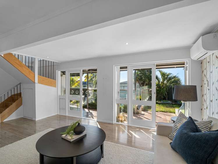 943 East Coast Road Torbay_17