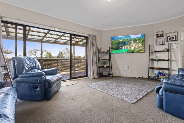 42 Hobart Crescent Wattle Downs_1