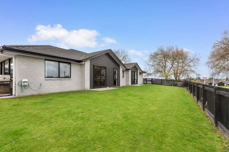 94 Fairway Drive Morrinsville_16