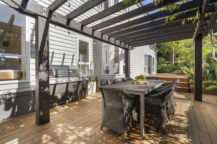 5 Aotearoa Terrace Murrays Bay_13