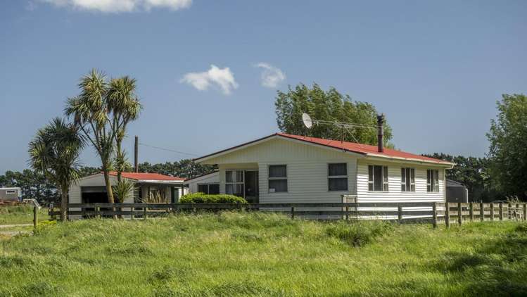 215a Wairio Road Featherston_16