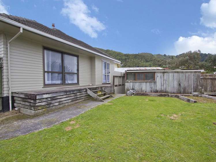 32 Ruthven Road Wainuiomata_13