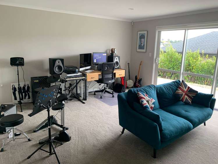 7 Discovery Drive Gulf Harbour_16