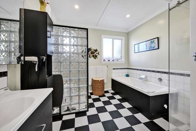 227 South Road Hawera_10