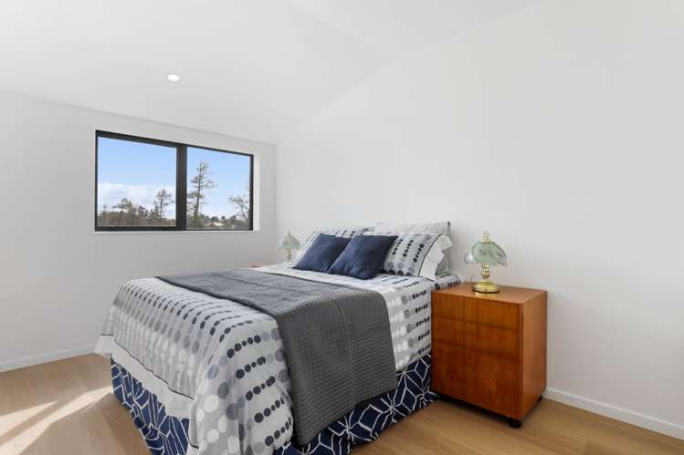 2/30 Ventura Street Mangere_2