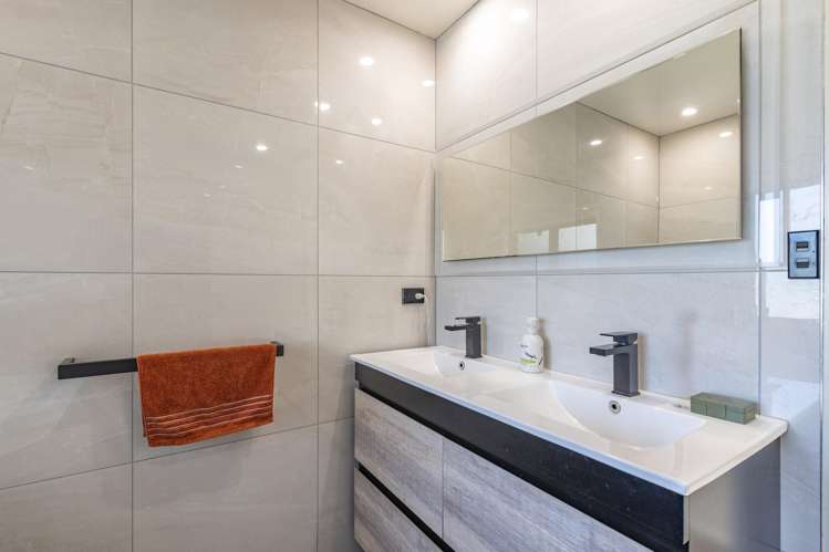 2 Holmcroft Court Cracroft_12