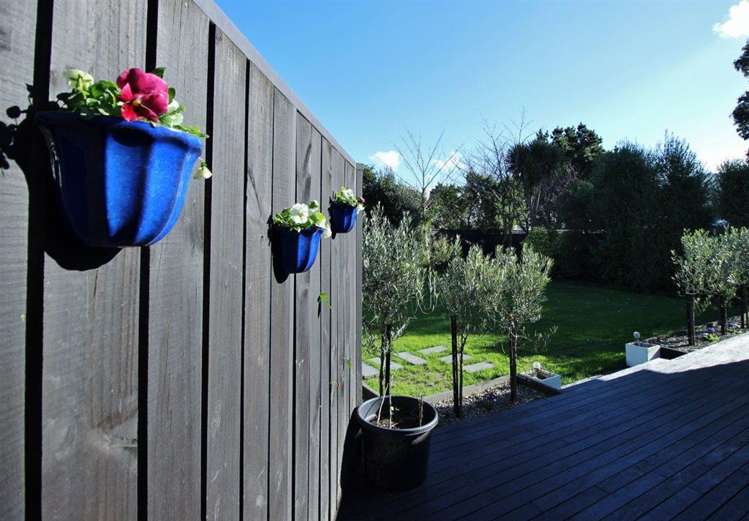 17 Hardie Grove Featherston_12