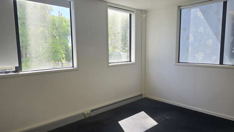 T3, L1/1277-1279 Cameron Road Greerton_4