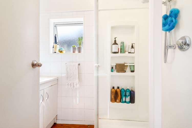 136 Motutara Road Muriwai_10