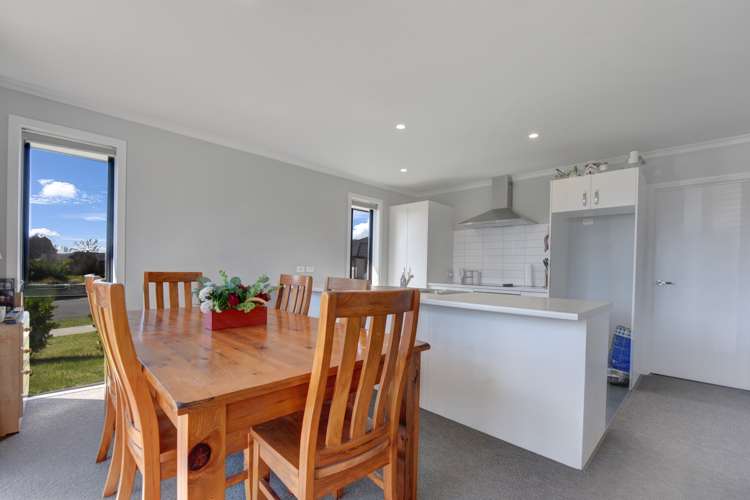 49 Malone Crescent Richmond_5