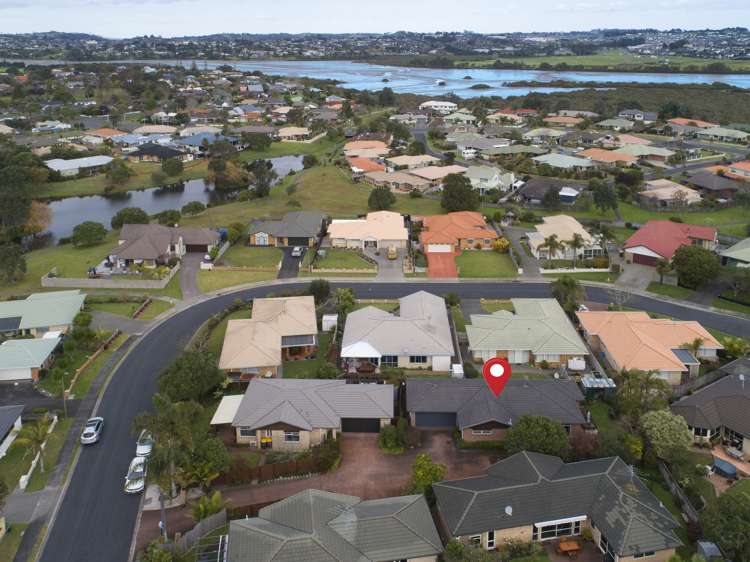 8 Chalmers Close Orewa_17