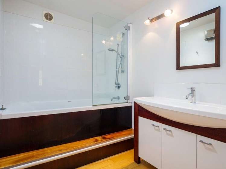 2 Esplanade Okiwi Bay_15