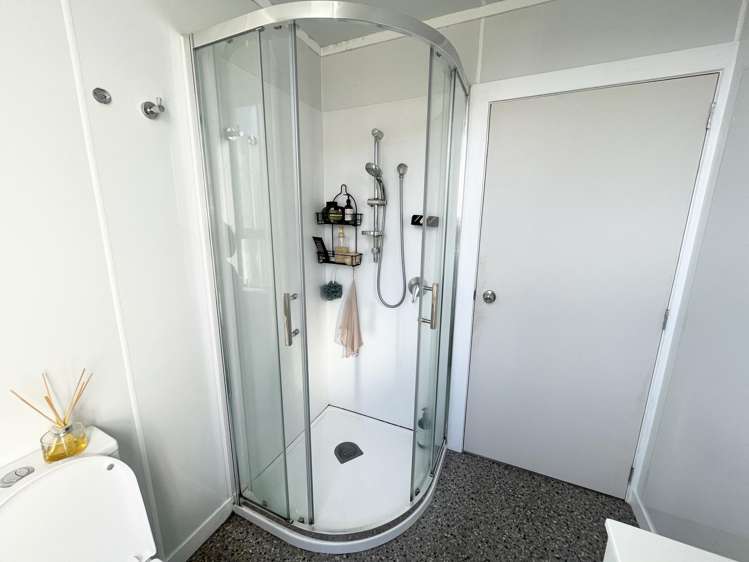 34 Theodore Street Bluff_11