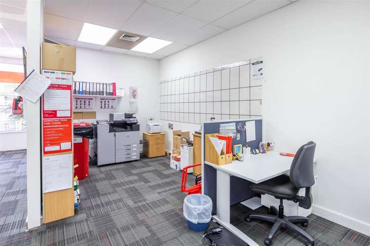 Unit 6 at 35 Whatawhata Road Dinsdale_7