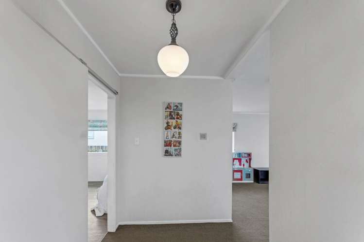 11 Duke Avenue Pukekohe_10