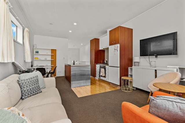 24/26 Mary Street Mt Eden_4