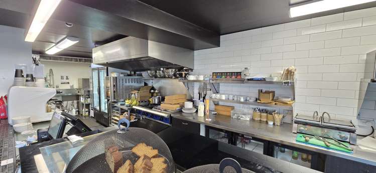 19-21 Como Street Takapuna_5