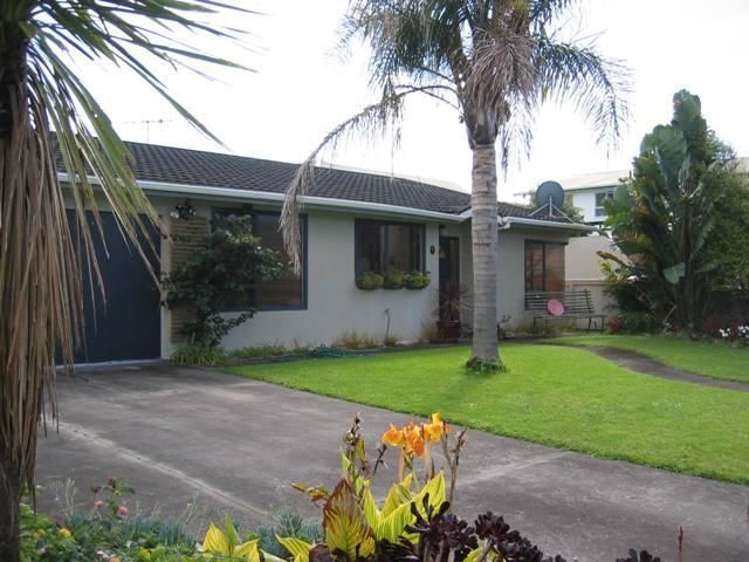 1/4 Ohiwa Parade Ohope_1