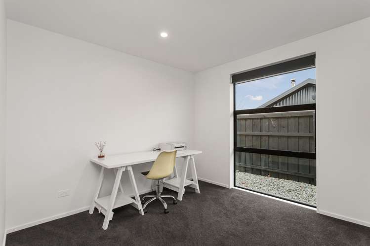 21 Oaks Drive Lincoln_20